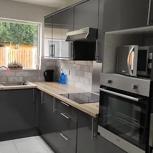  Appartement With Private Kitchen