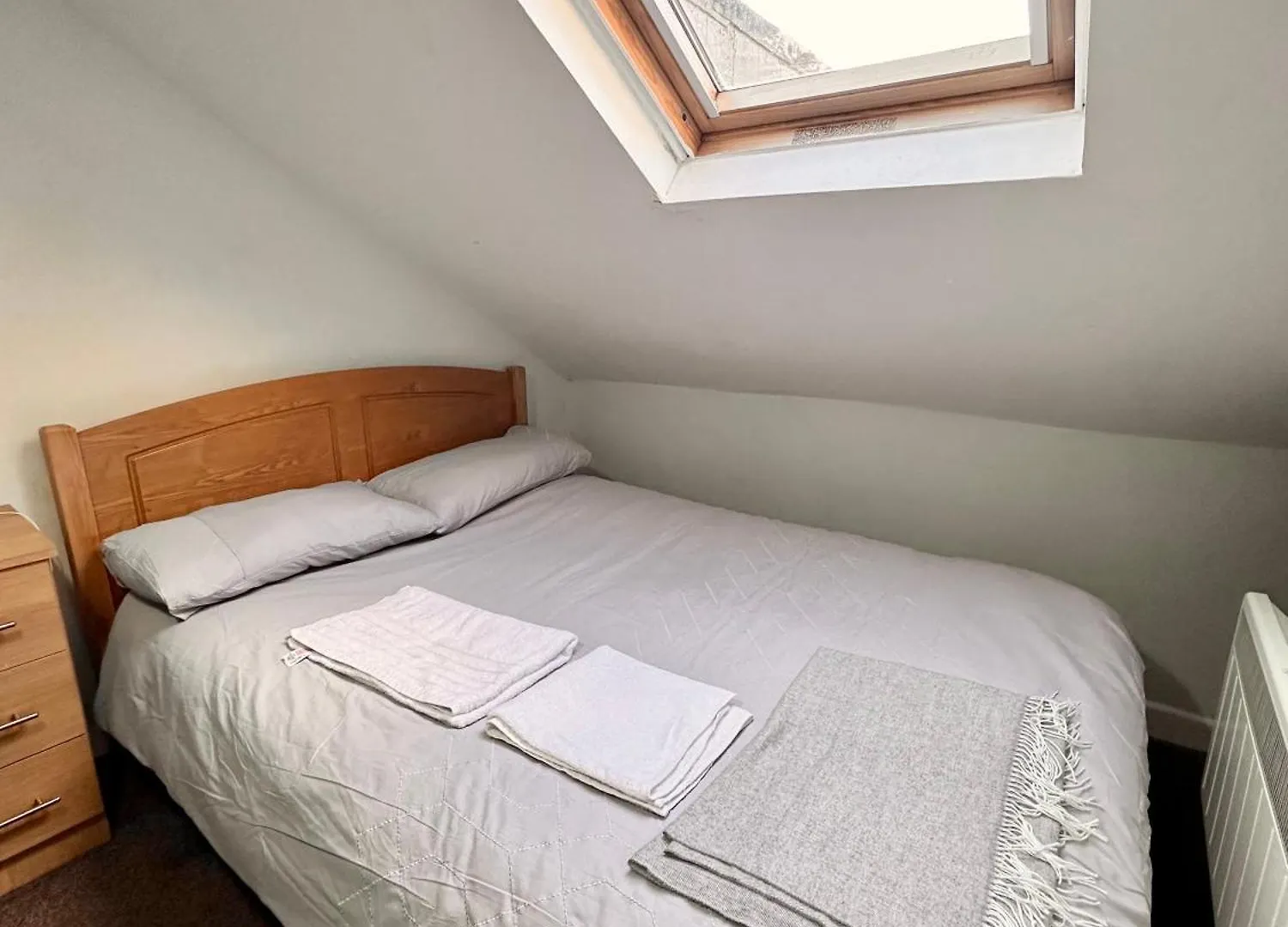 Spacious Room In Dublin Homestay